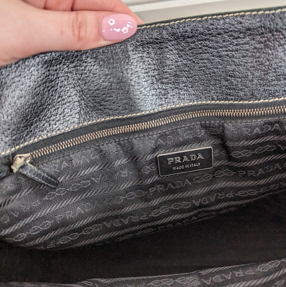 Prada dark olive green canvas and black leather shoulder bag - Picture 5 of 17